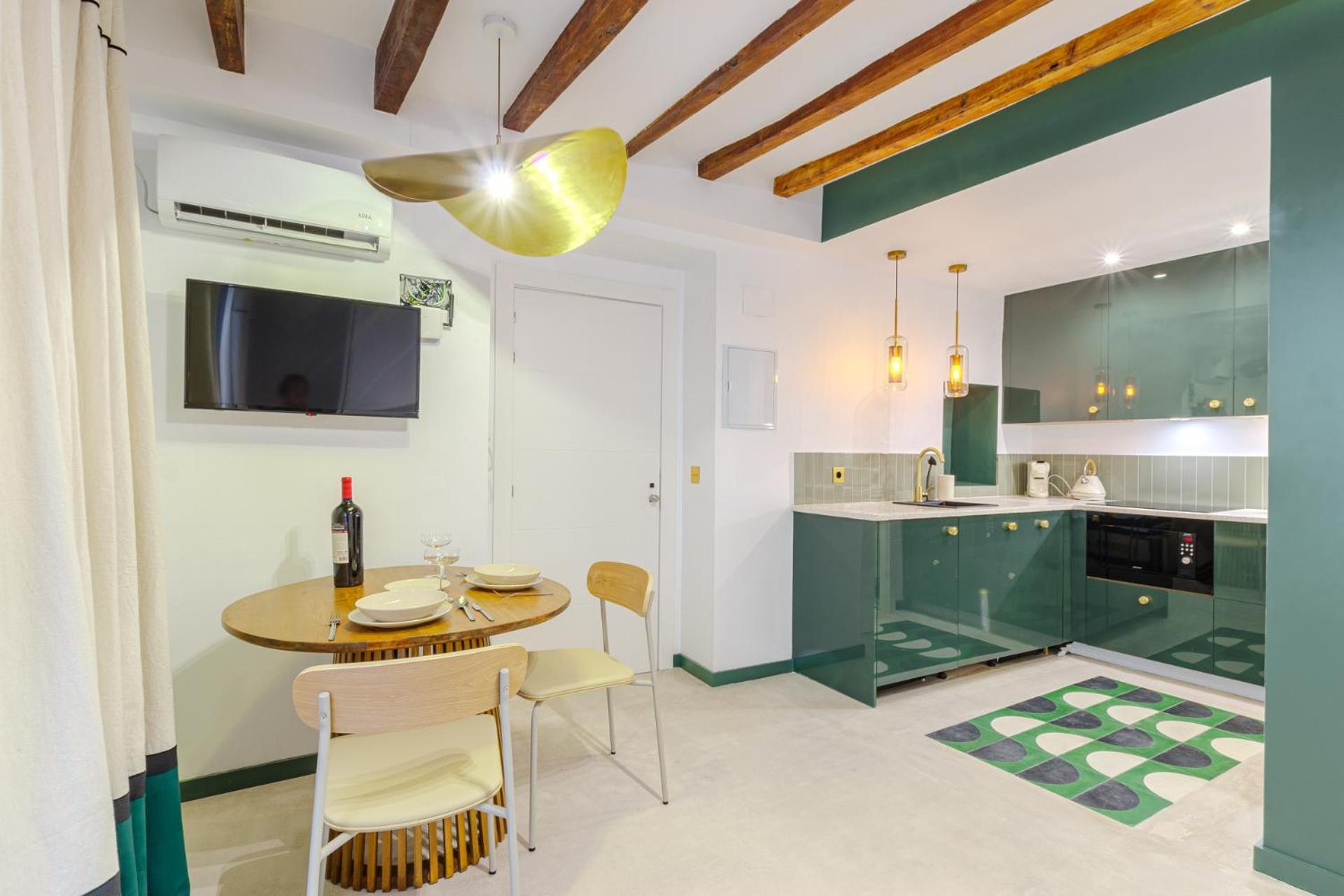 Refined And Practical Studio In Historic Center Of Alicante Esterno foto