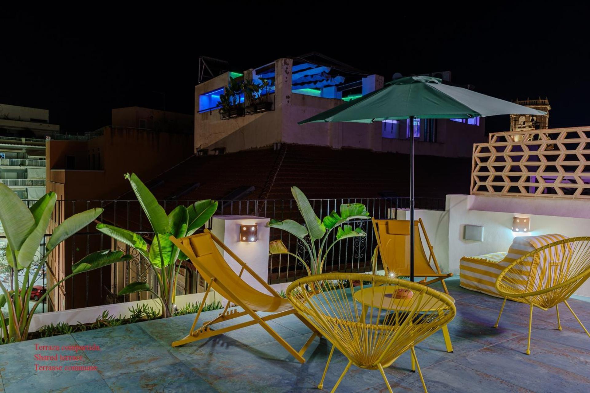 Refined And Practical Studio In Historic Center Of Alicante Esterno foto